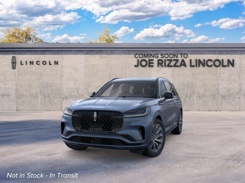 2026 Lincoln Aviator Premiere Image 2 of 22
