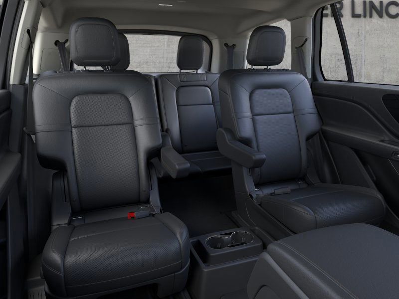 2026 Lincoln Aviator Premiere Image 11 of 23