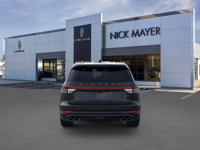 2026 Lincoln Aviator Premiere Image 8 of 26