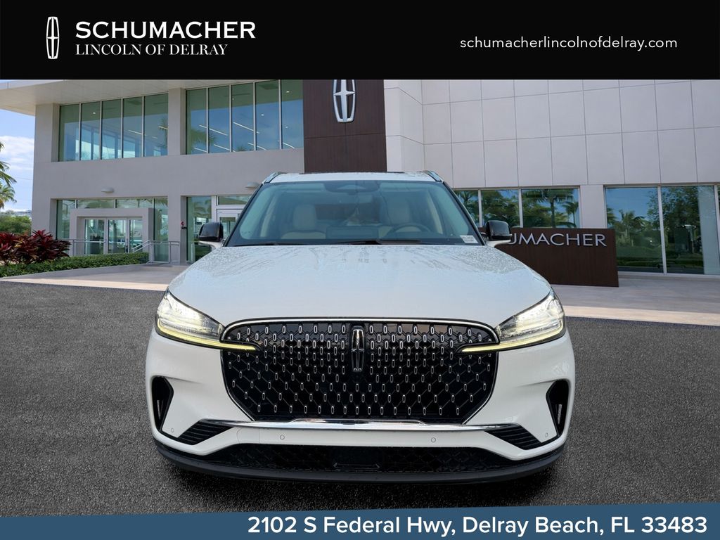 2026 Lincoln Aviator Premiere Image 2 of 22