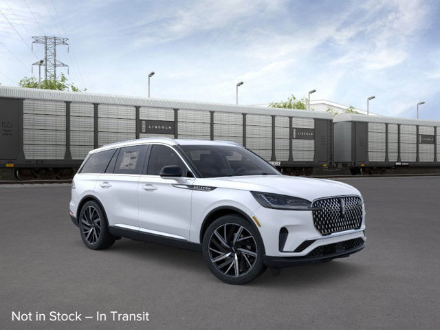 2026 Lincoln Aviator Reserve Image 4 of 22