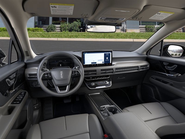 2026 Lincoln Corsair Premiere Image 15 of 22