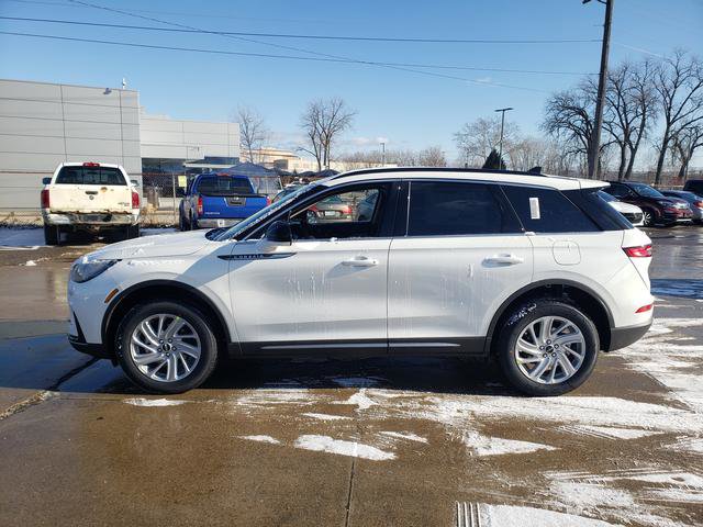 2026 Lincoln Corsair Premiere Image 9 of 21