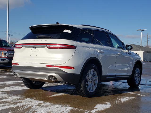 2026 Lincoln Corsair Premiere Image 5 of 21