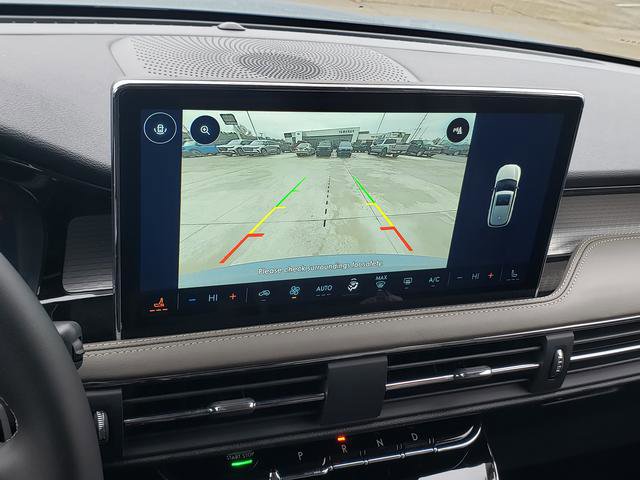 2026 Lincoln Corsair Premiere Image 16 of 21