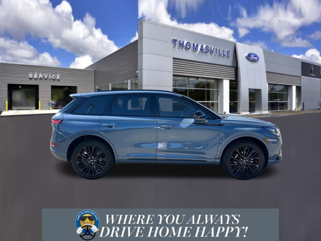 2026 Lincoln Corsair Premiere Image 3 of 32