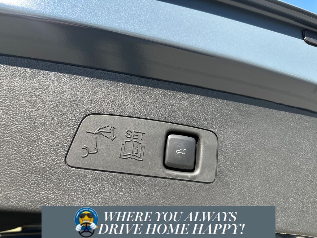 2026 Lincoln Corsair Premiere Image 23 of 32