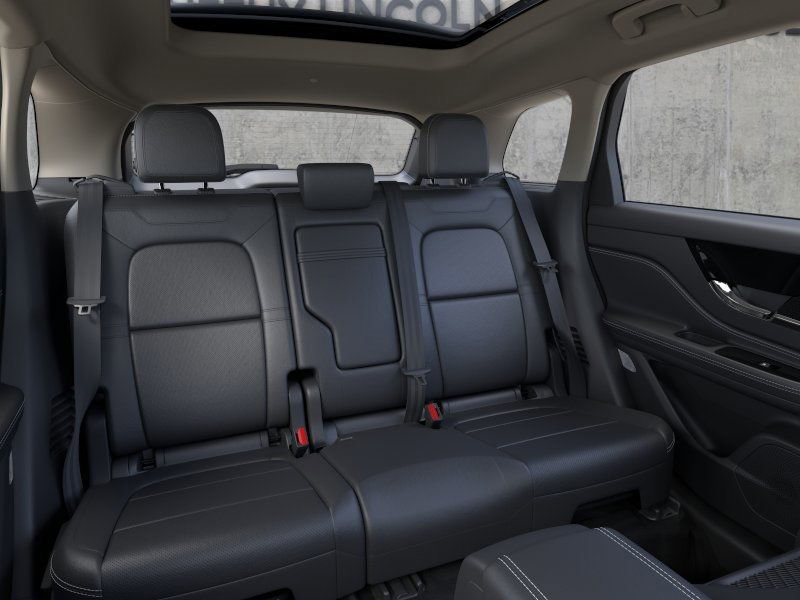 2026 Lincoln Corsair Reserve Image 12 of 22