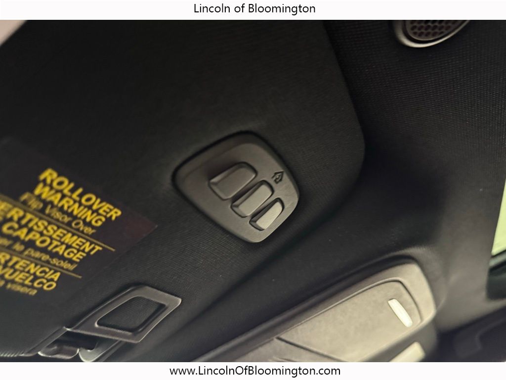 2026 Lincoln Corsair Reserve Image 28 of 73