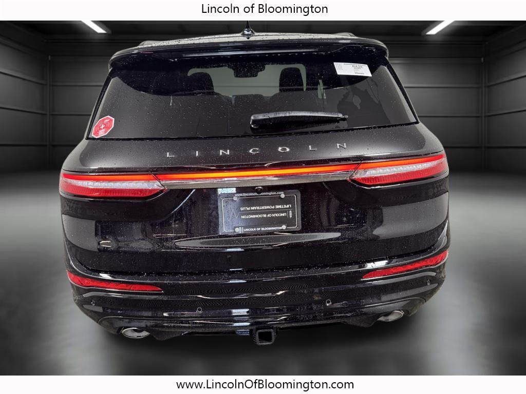 2026 Lincoln Corsair Reserve Image 6 of 73