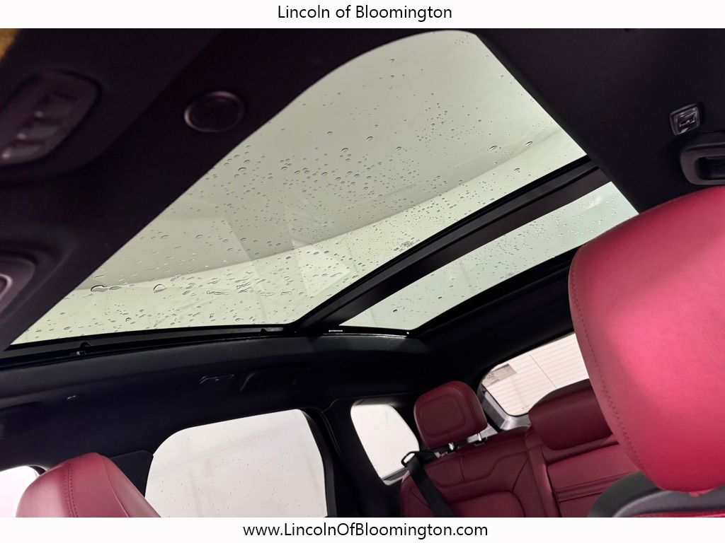 2026 Lincoln Corsair Reserve Image 34 of 73