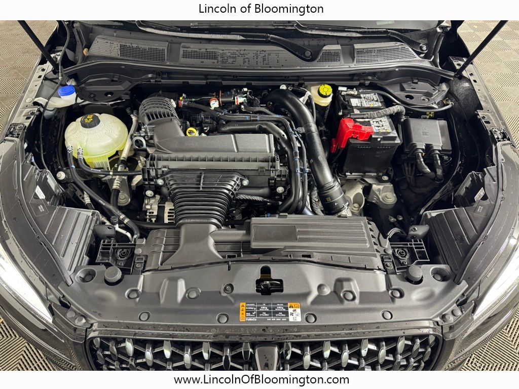 2026 Lincoln Corsair Reserve Image 9 of 73