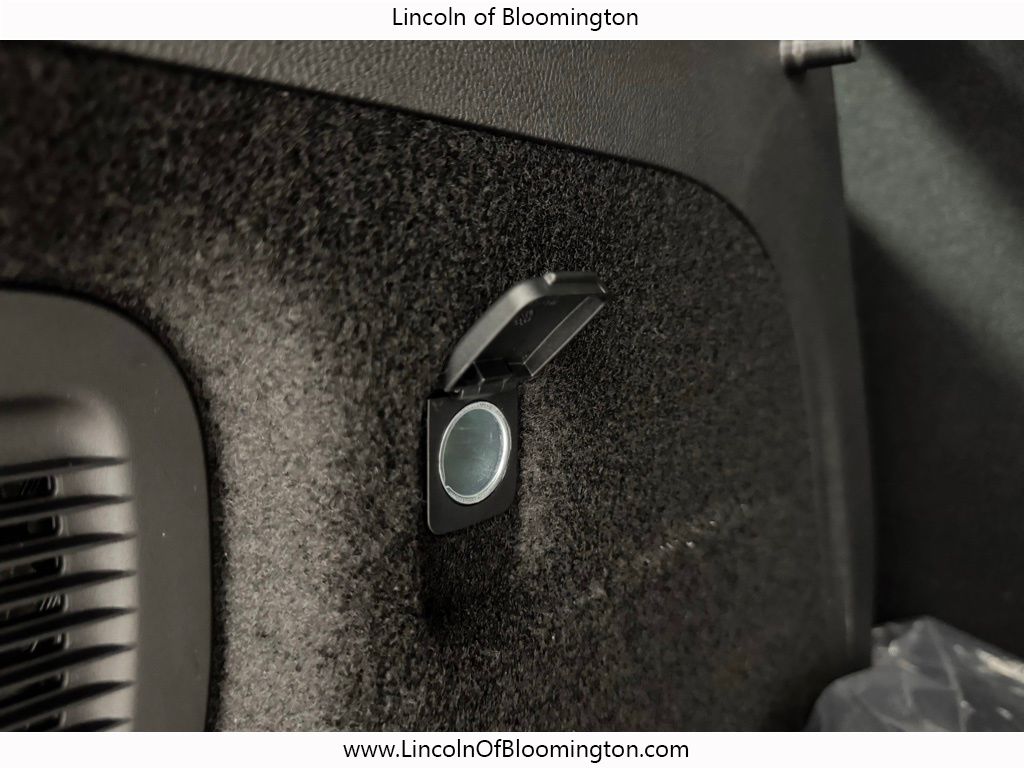 2026 Lincoln Corsair Reserve Image 25 of 73