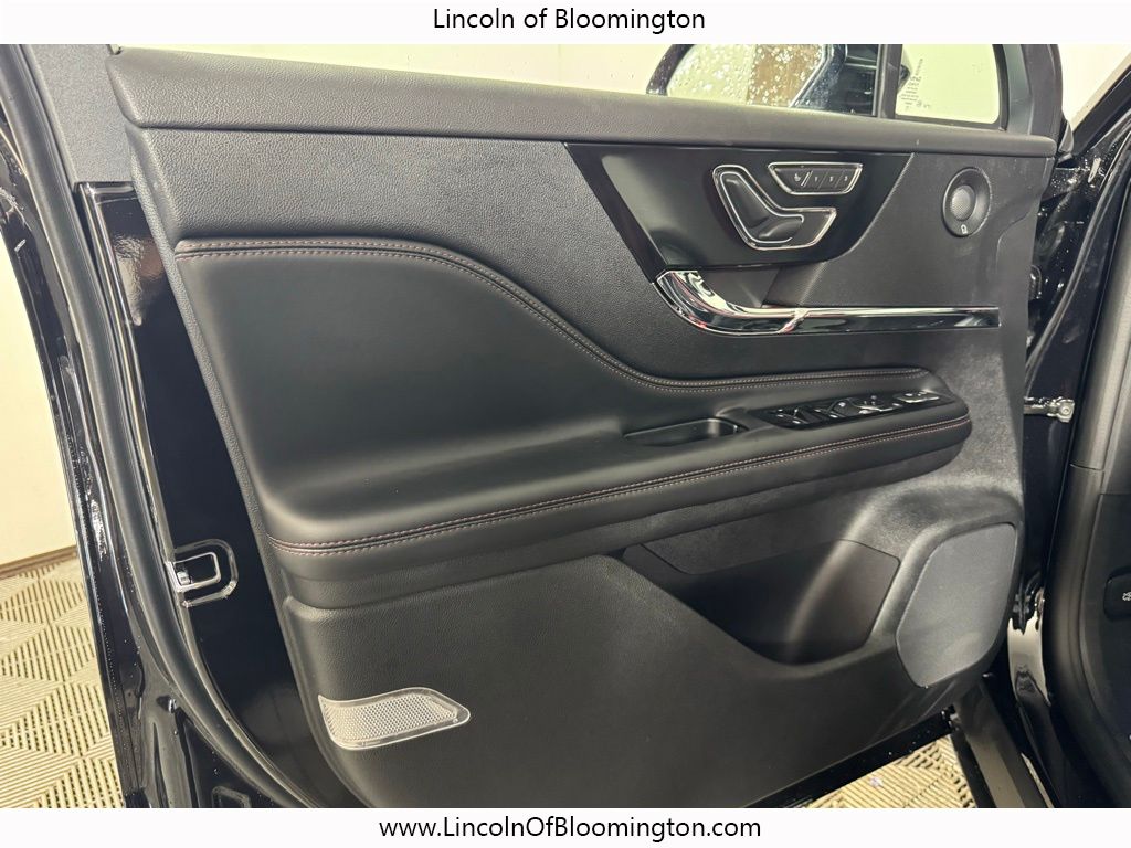 2026 Lincoln Corsair Reserve Image 57 of 73