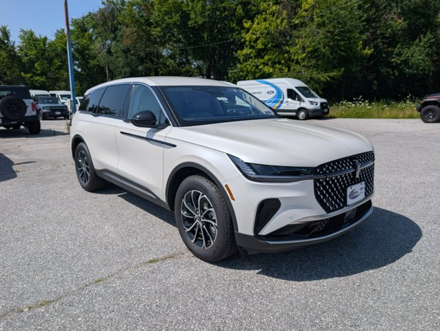 2026 Lincoln Nautilus Premiere Image 3 of 29