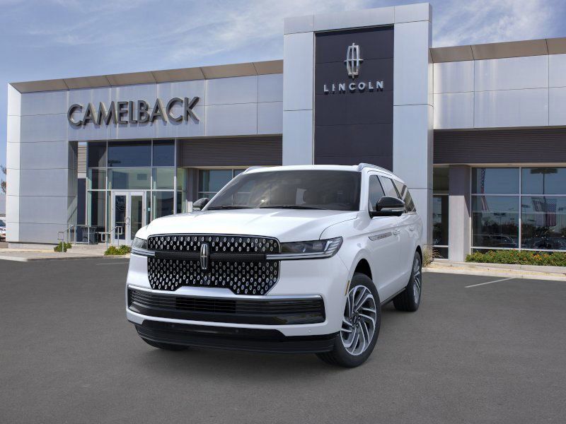 2026 Lincoln Navigator Reserve Image 3 of 54