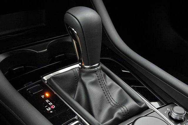 2026 Mazda Mazda3 2.5 Turbo Premium Plus Image 22 of 35