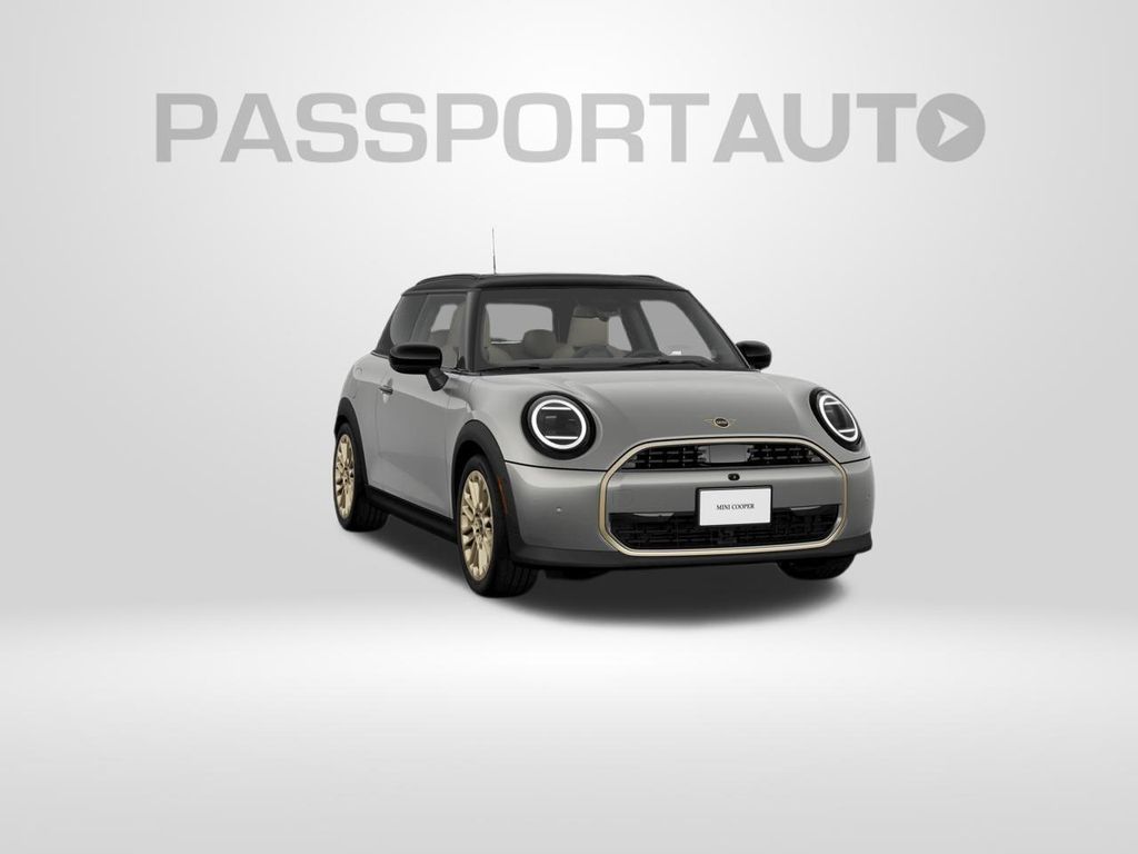 2026 MINI Cooper Hardtop Base Image 1 of 8
