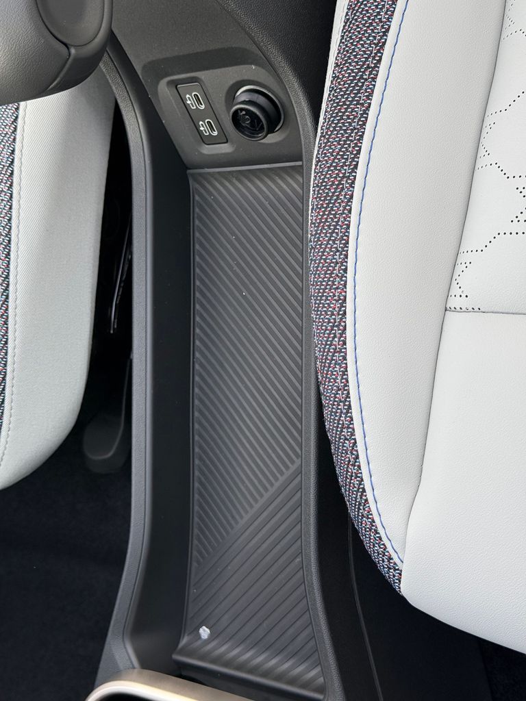 2026 MINI Cooper Convertible Base Image 17 of 29