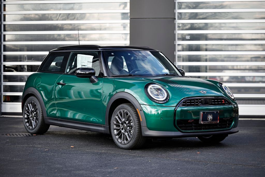2026 MINI Cooper Hardtop S Image 1 of 40