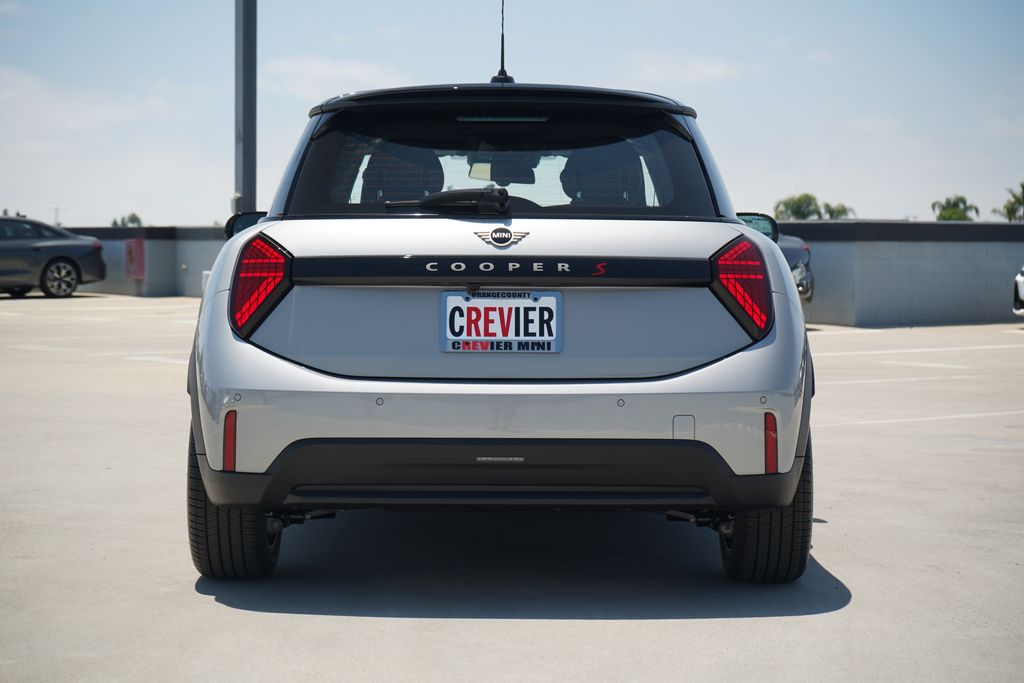 2026 MINI Cooper Hardtop S Image 3 of 12