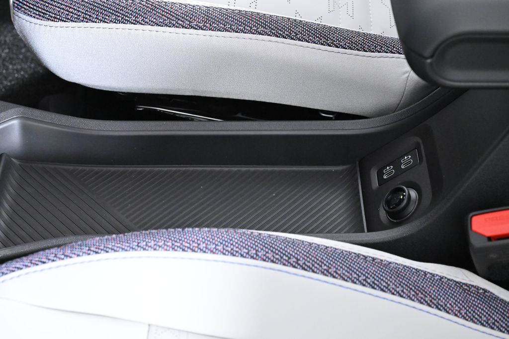 2026 MINI Cooper Convertible S Image 17 of 26