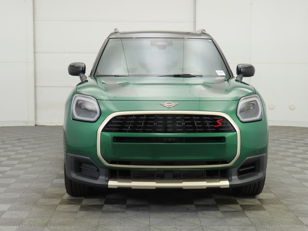 2026 MINI Countryman S Image 2 of 33