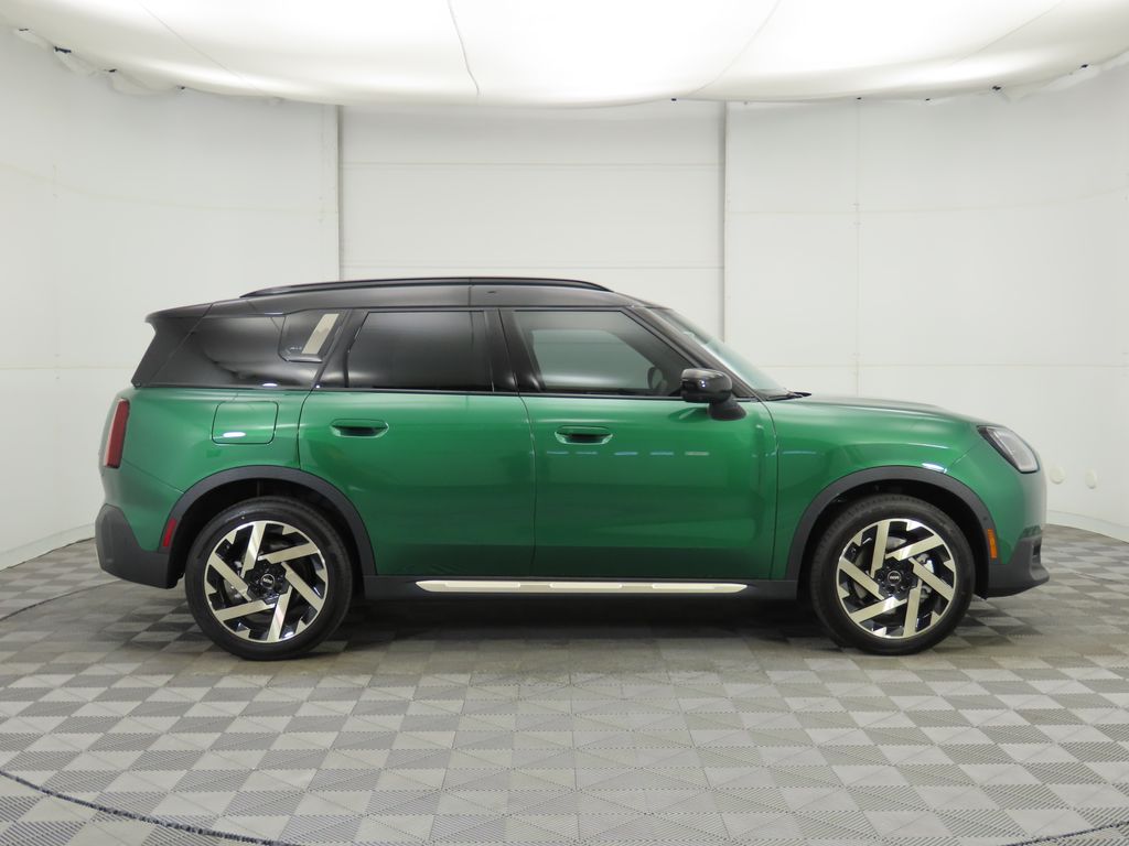 2026 MINI Countryman S Image 4 of 33