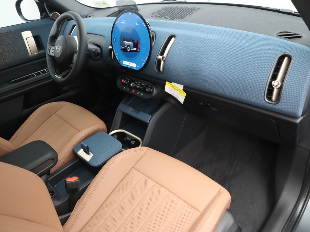 2026 MINI Countryman S Image 19 of 35