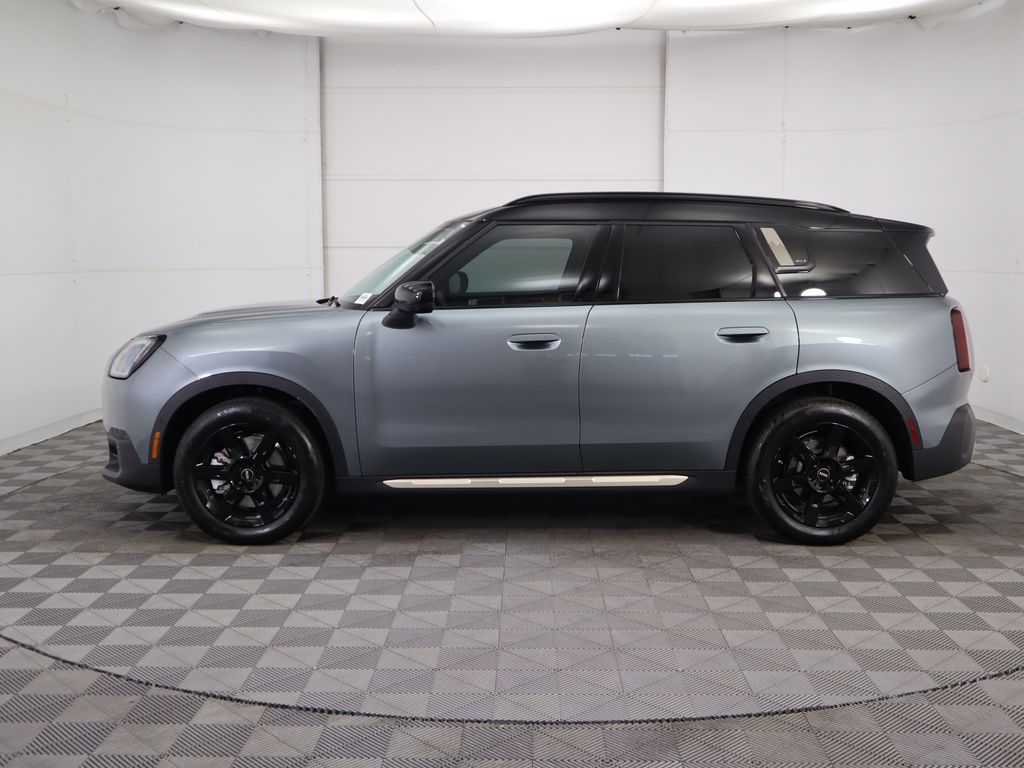 2026 MINI Countryman S Image 8 of 35