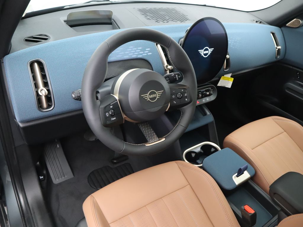 2026 MINI Countryman S Image 18 of 35