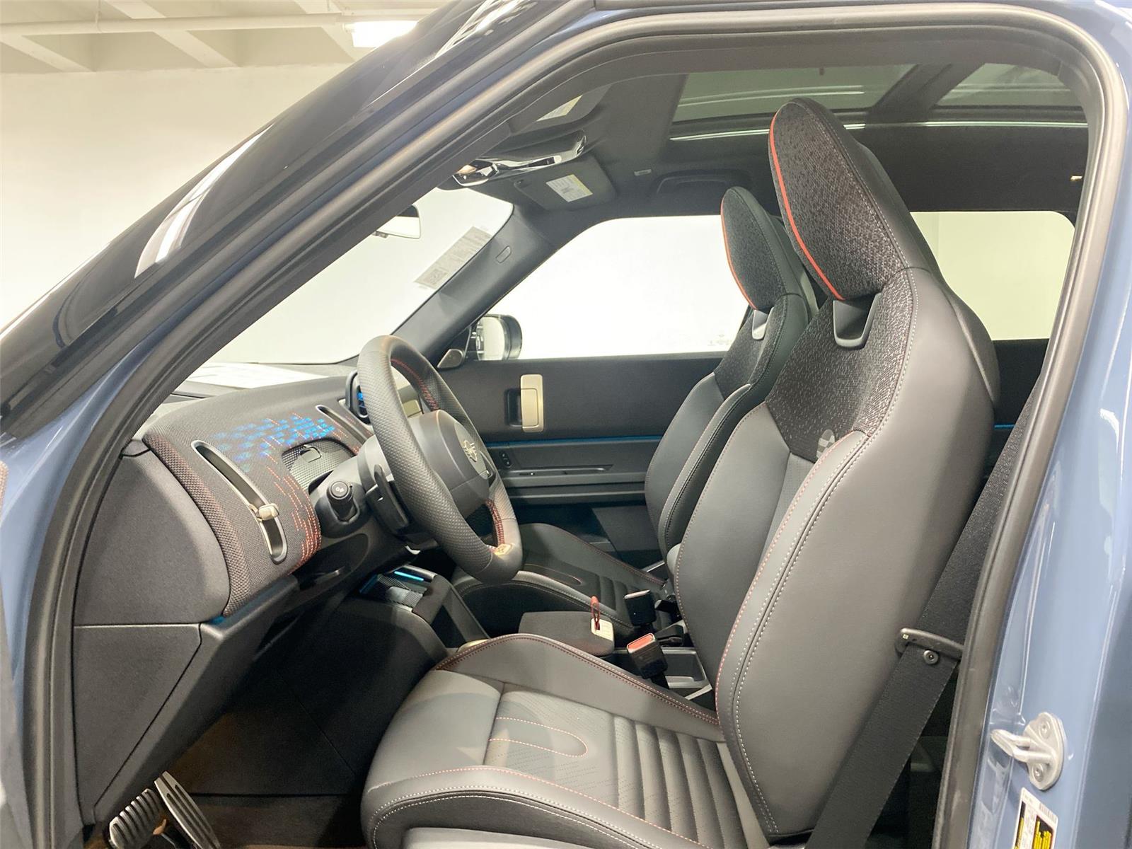 2026 MINI Cooper Countryman John Cooper Works Image 18 of 29