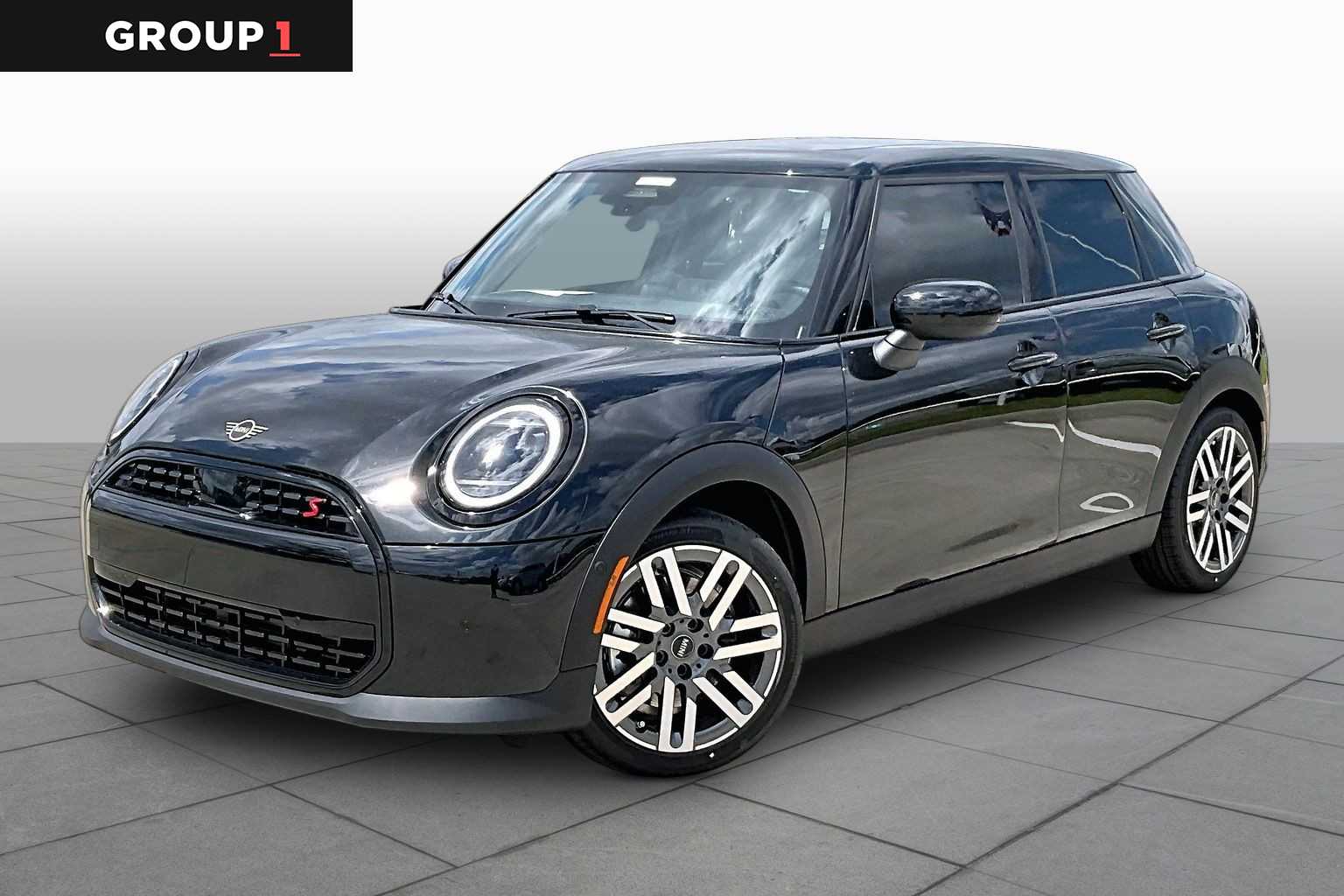 2026 MINI Cooper Hardtop S Image 1 of 18
