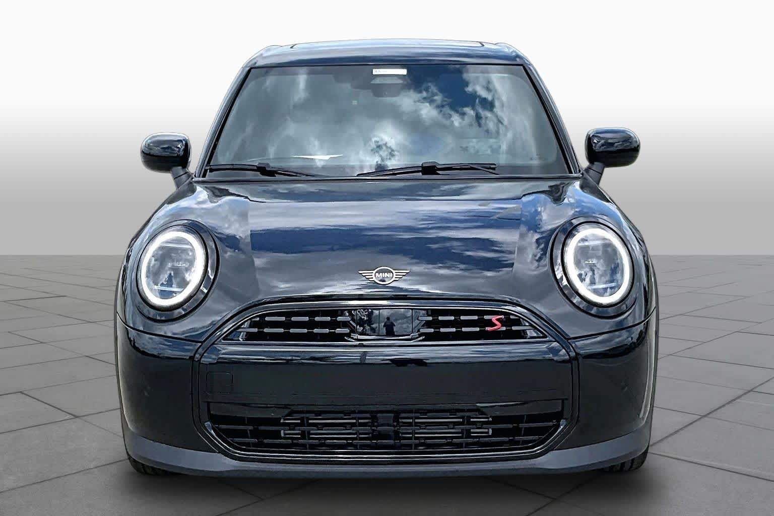2026 MINI Cooper Hardtop S Image 2 of 18