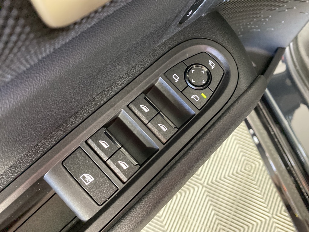 2026 MINI Cooper Countryman John Cooper Works Image 22 of 27