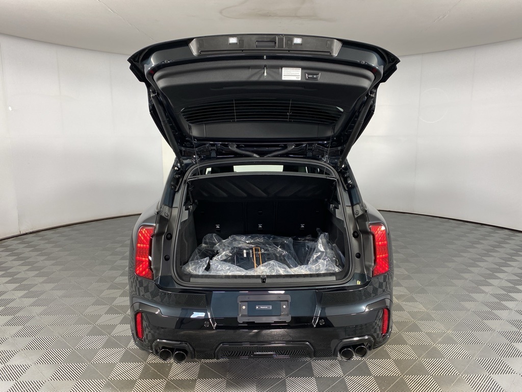 2026 MINI Cooper Countryman John Cooper Works Image 11 of 27