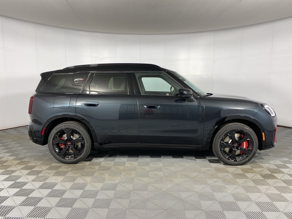 2026 MINI Cooper Countryman John Cooper Works Image 4 of 27