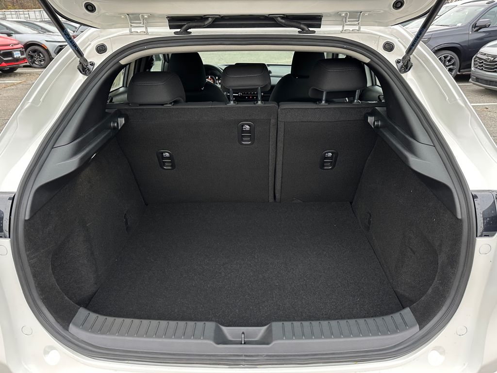 2026 Mazda CX-30 2.5 S Image 10 of 24