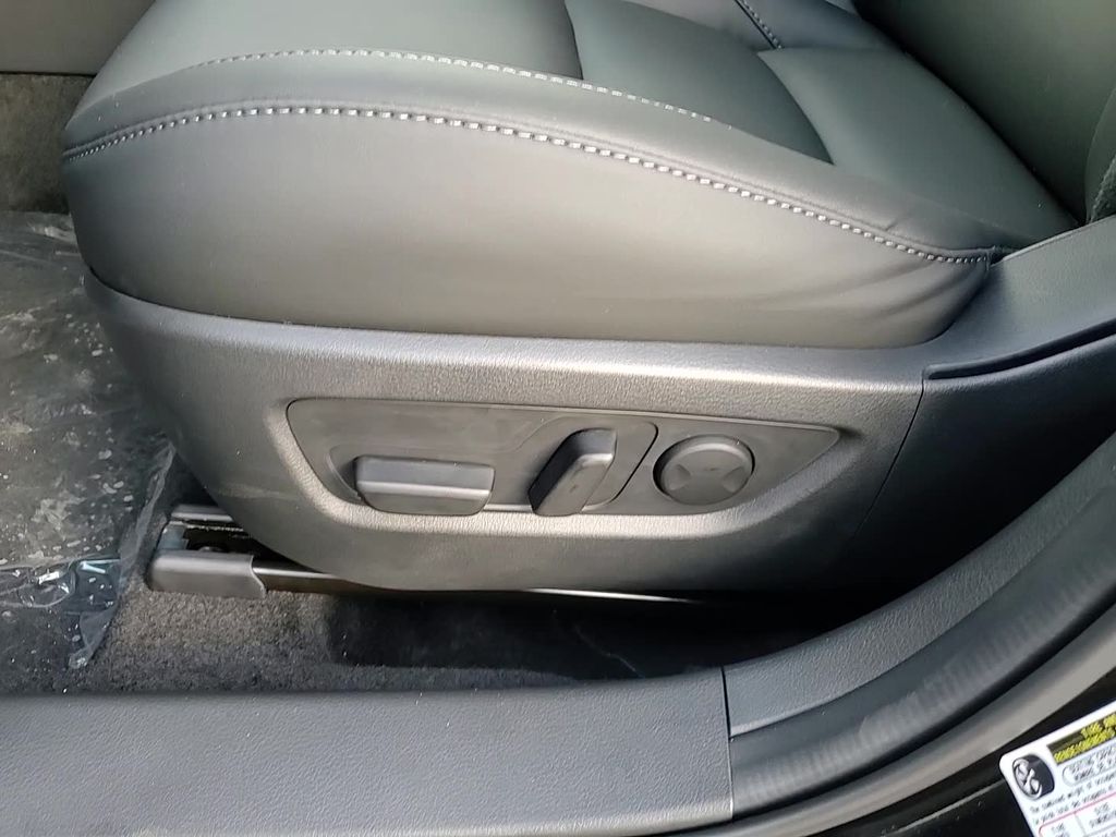 2026 Mazda CX-30 2.5 S Select Sport Image 19 of 23