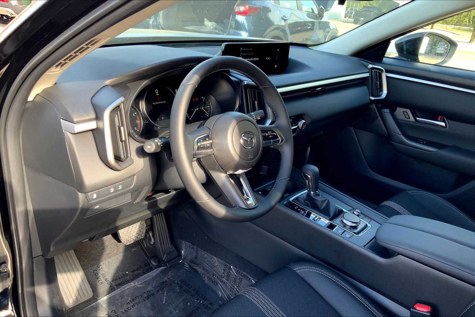 2026 Mazda CX-50 2.5 S Meridian Edition Image 11 of 20