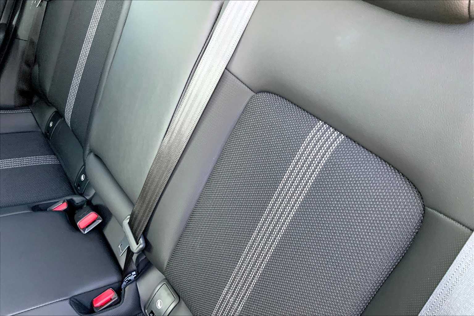 2026 Mazda CX-50 2.5 S Meridian Edition Image 9 of 20