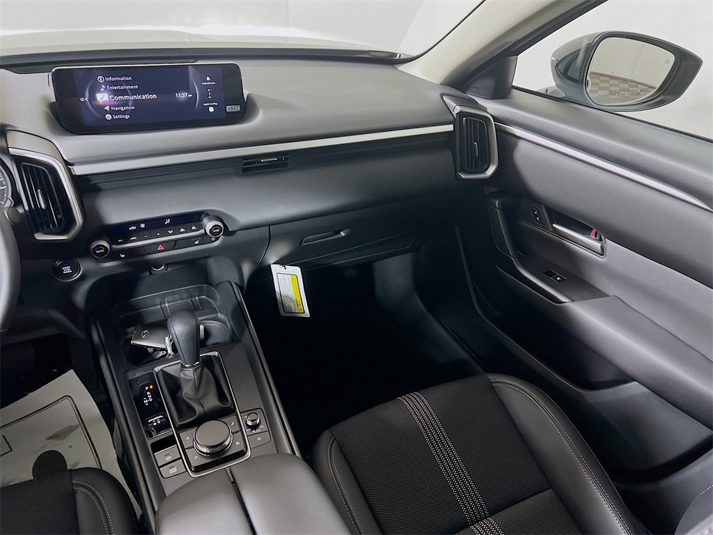 2026 Mazda CX-50 2.5 S Meridian Edition Image 24 of 30