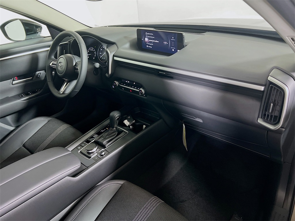 2026 Mazda CX-50 2.5 S Meridian Edition Image 13 of 30