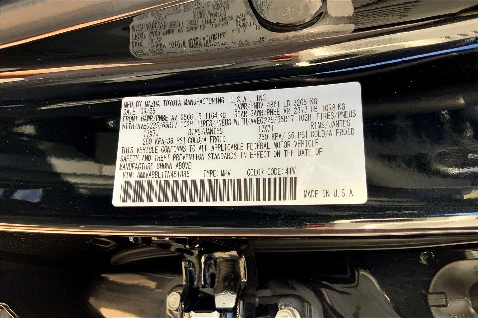 2026 Mazda CX-50 2.5 S Preferred Image 17 of 20