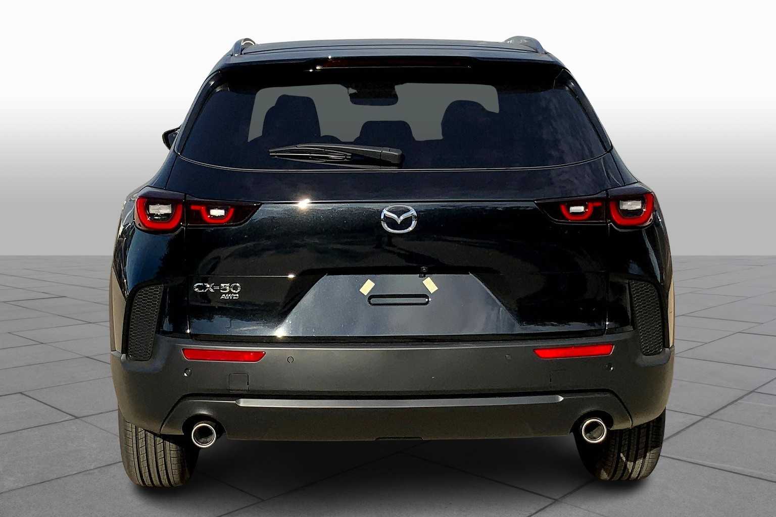 2026 Mazda CX-50 2.5 S Preferred Image 5 of 20