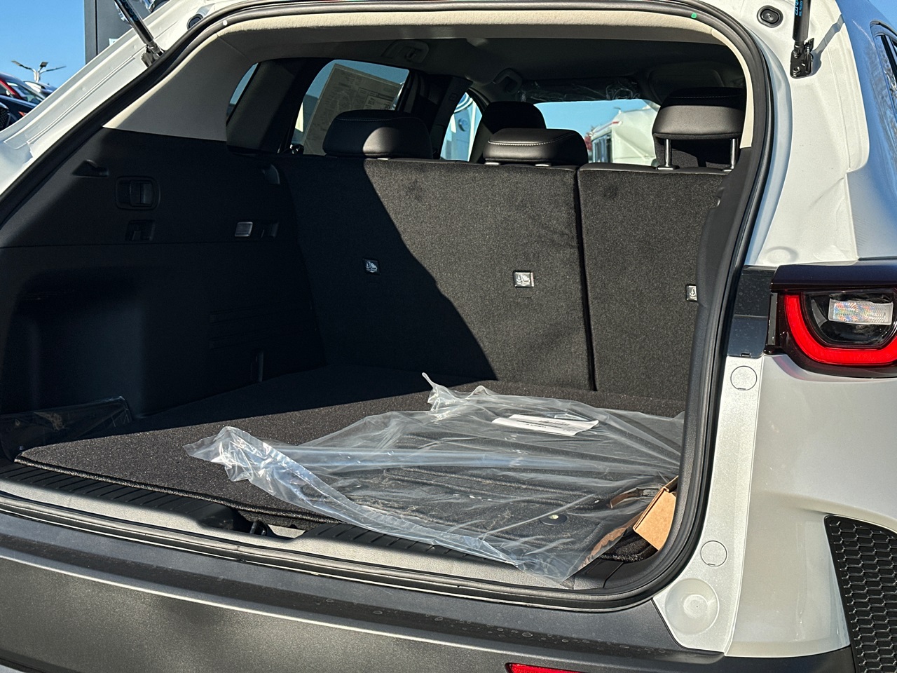 2026 Mazda CX-50 2.5 S Select Image 4 of 30