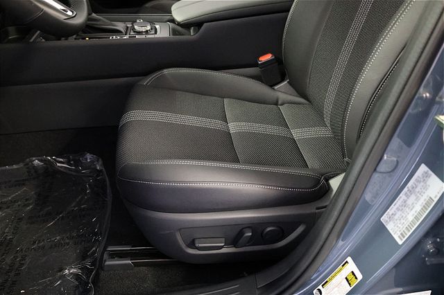 2026 Mazda CX-50 Hybrid Preferred Image 16 of 36