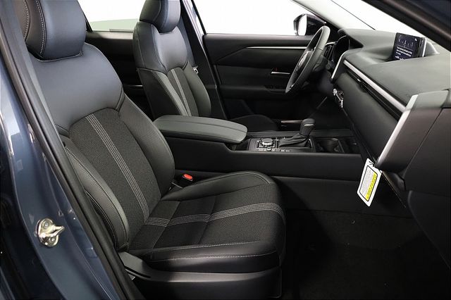 2026 Mazda CX-50 Hybrid Preferred Image 11 of 36