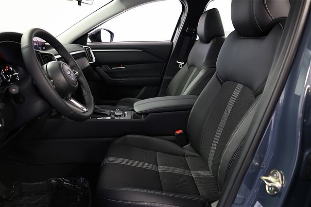 2026 Mazda CX-50 Hybrid Preferred Image 13 of 36