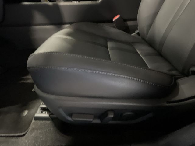 2026 Mazda CX-50 Hybrid Premium Image 20 of 32